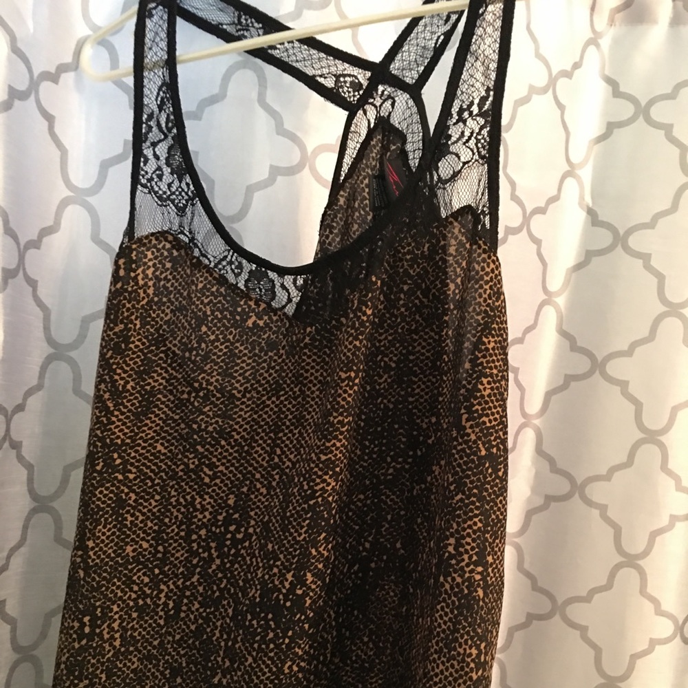 Torrid Lace strap tank top size 2